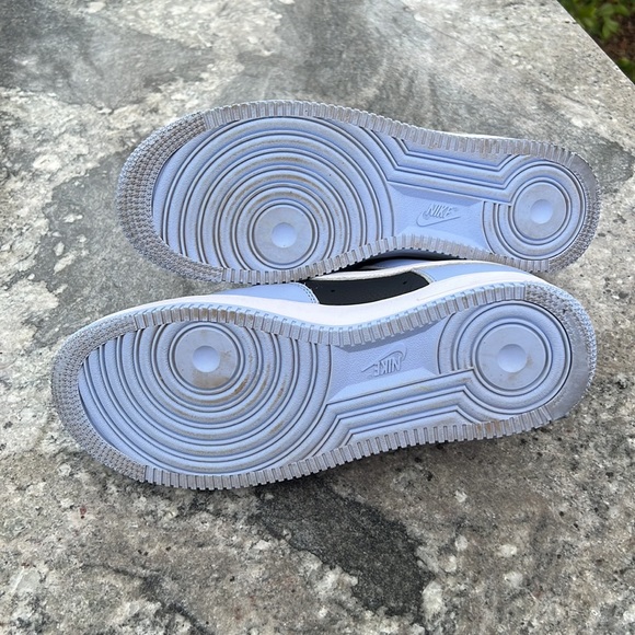 Nike Air Force 1 - Men’s size 8 w/ crease protectors - Picture 6 of 6